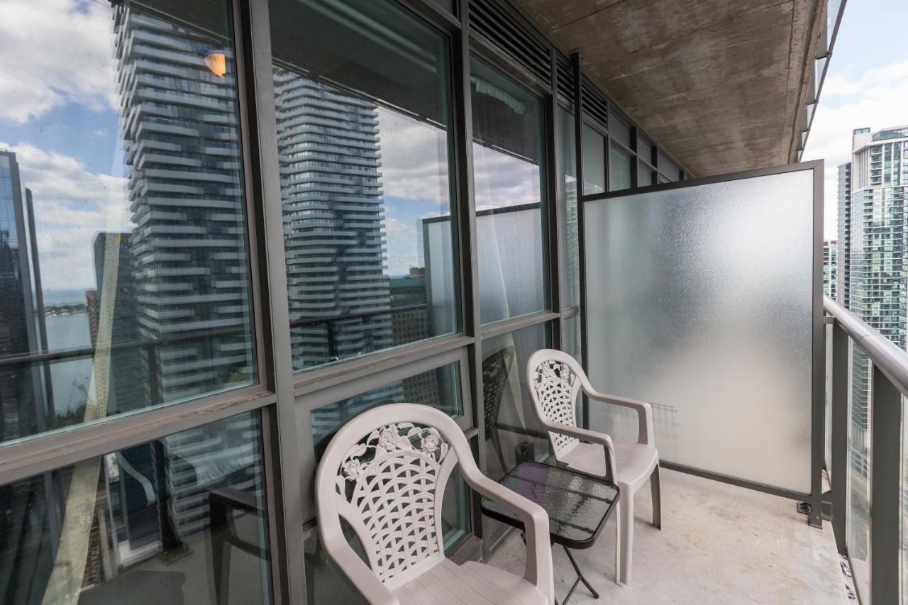 Hotel Applewood Suites - 3 Bdrm Ent. District