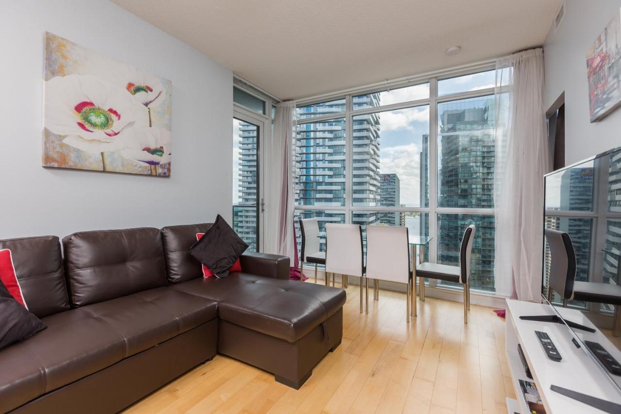 Applewood Suites - 3 Bdrm Ent. District Hotel 4*