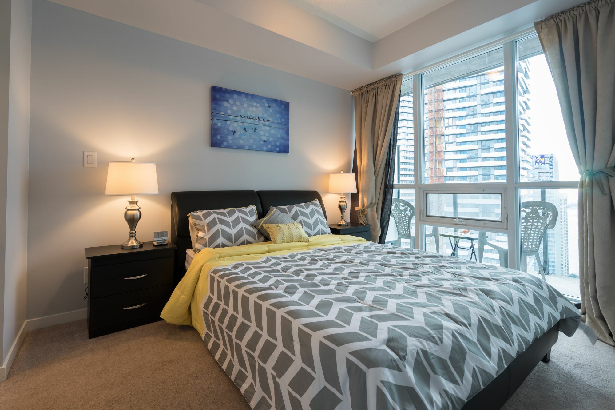 Applewood Suites - 3 Bdrm Ent. District Hotel Toronto