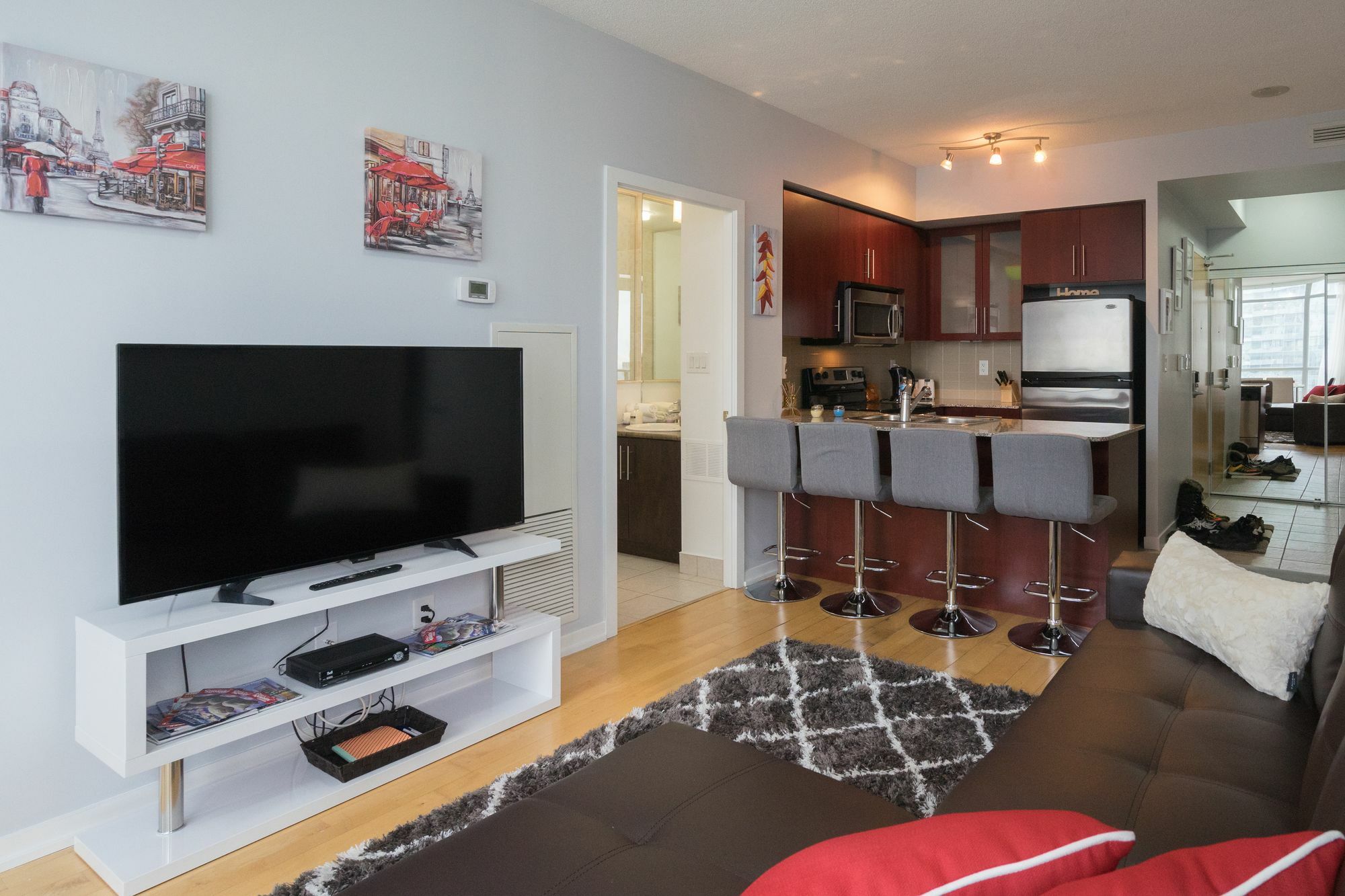 Applewood Suites - 3 Bdrm Ent. District Hotel 4*