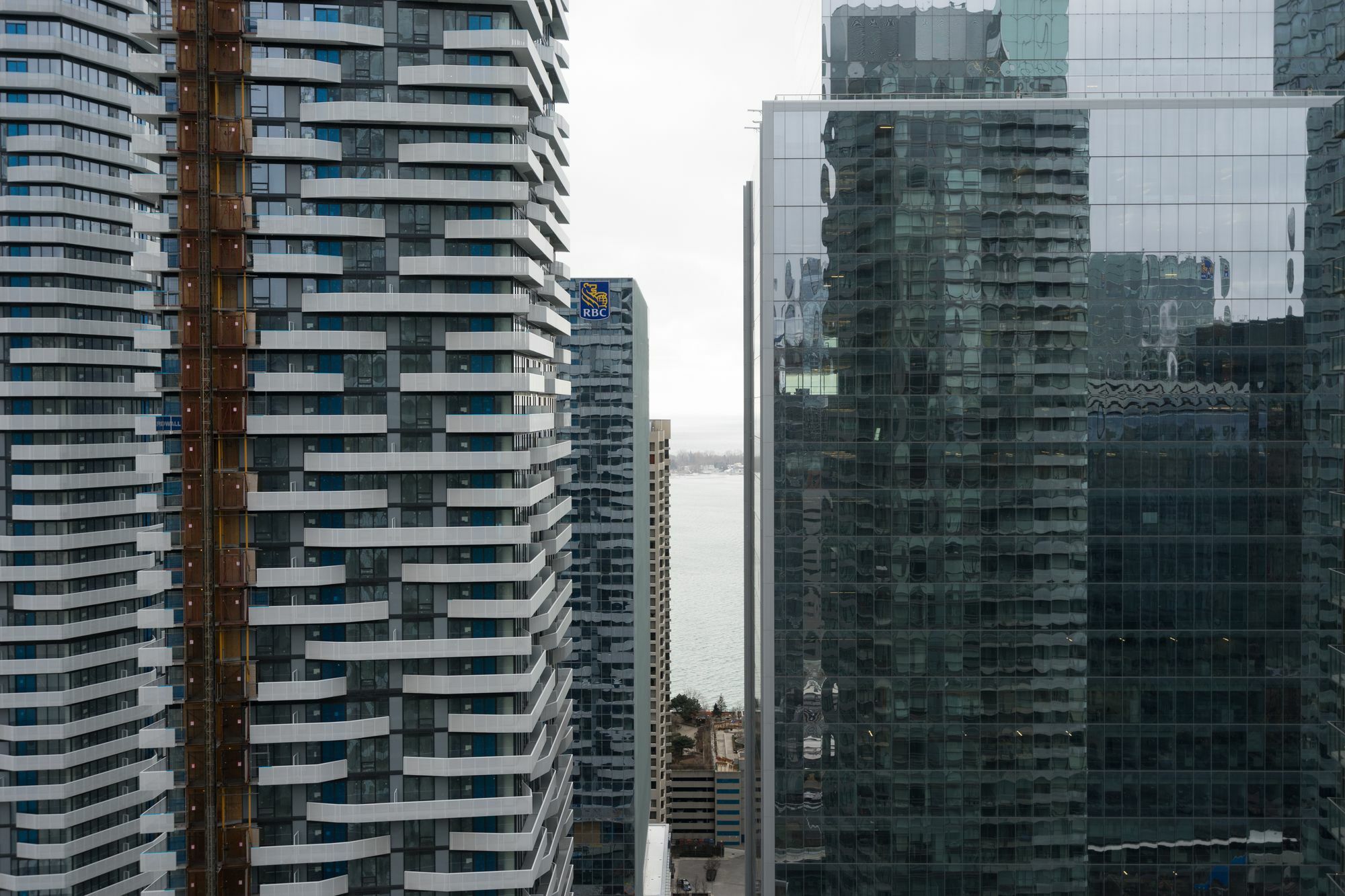 Applewood Suites - 3 Bdrm Ent. District 4* Toronto