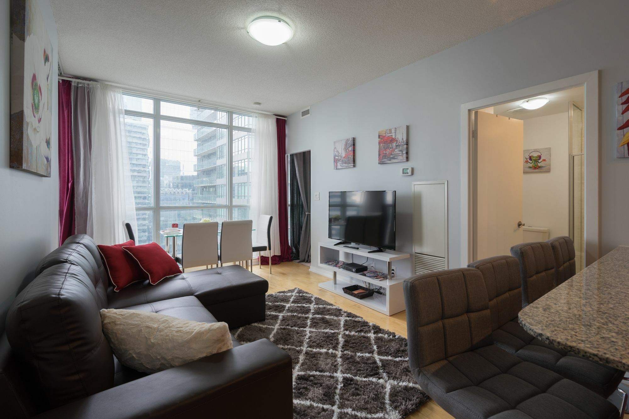 Hotel Applewood Suites - 3 Bdrm Ent. District 4*