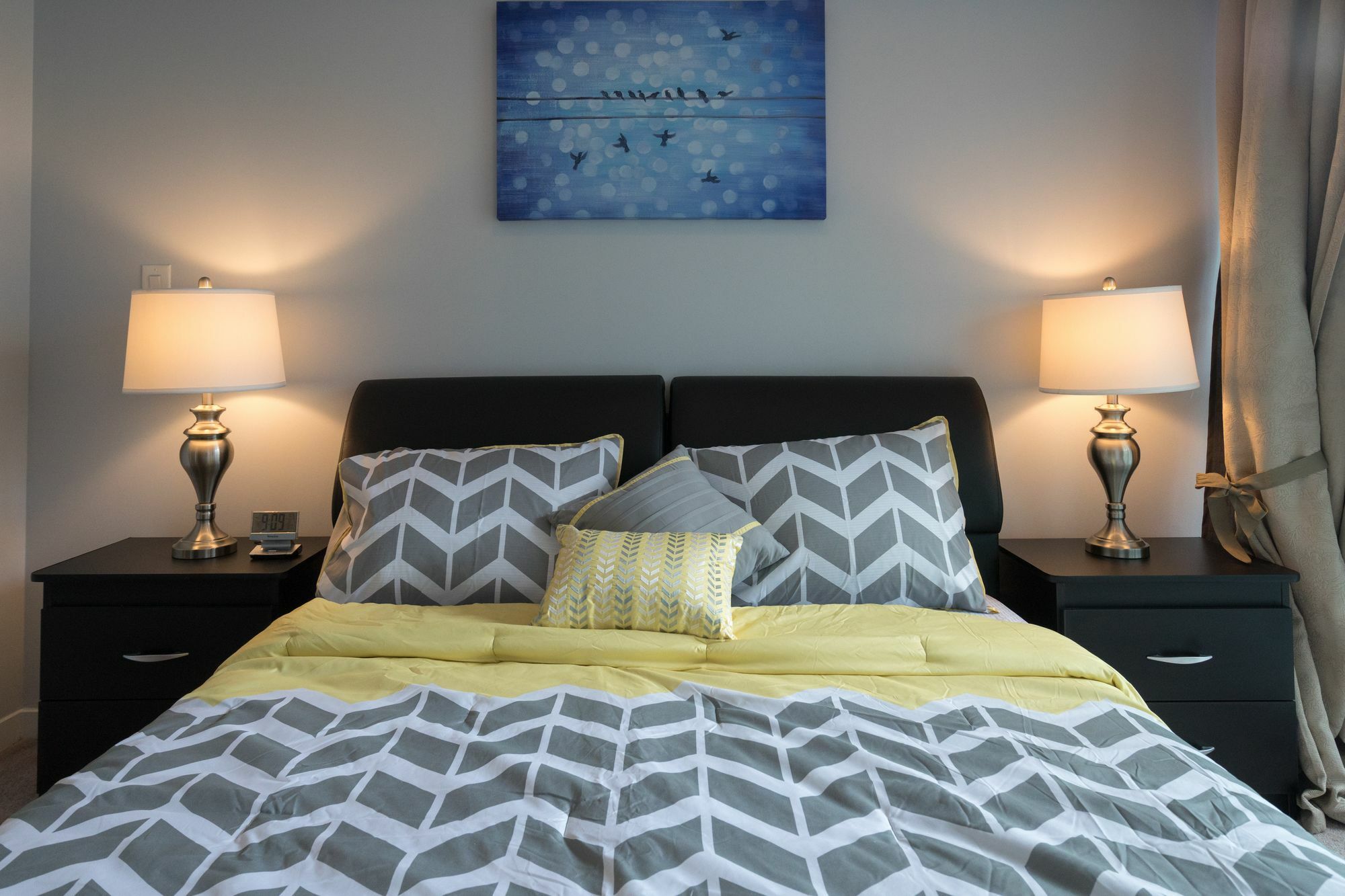 Applewood Suites - 3 Bdrm Ent. District 4*